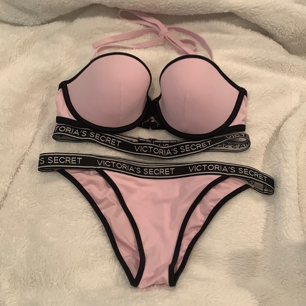 Victoria’s Secret logo caged top and bottom set